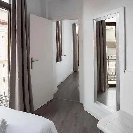 Διαμέρισμα Optima Mesones A 50 Metros De La Catedral
